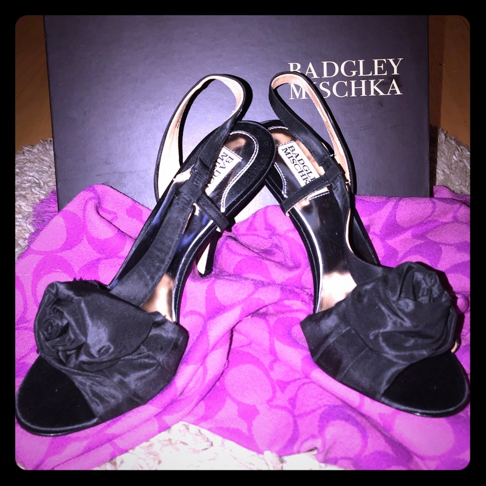 Brand new Badgley Mischka, size 7.5. Never worn